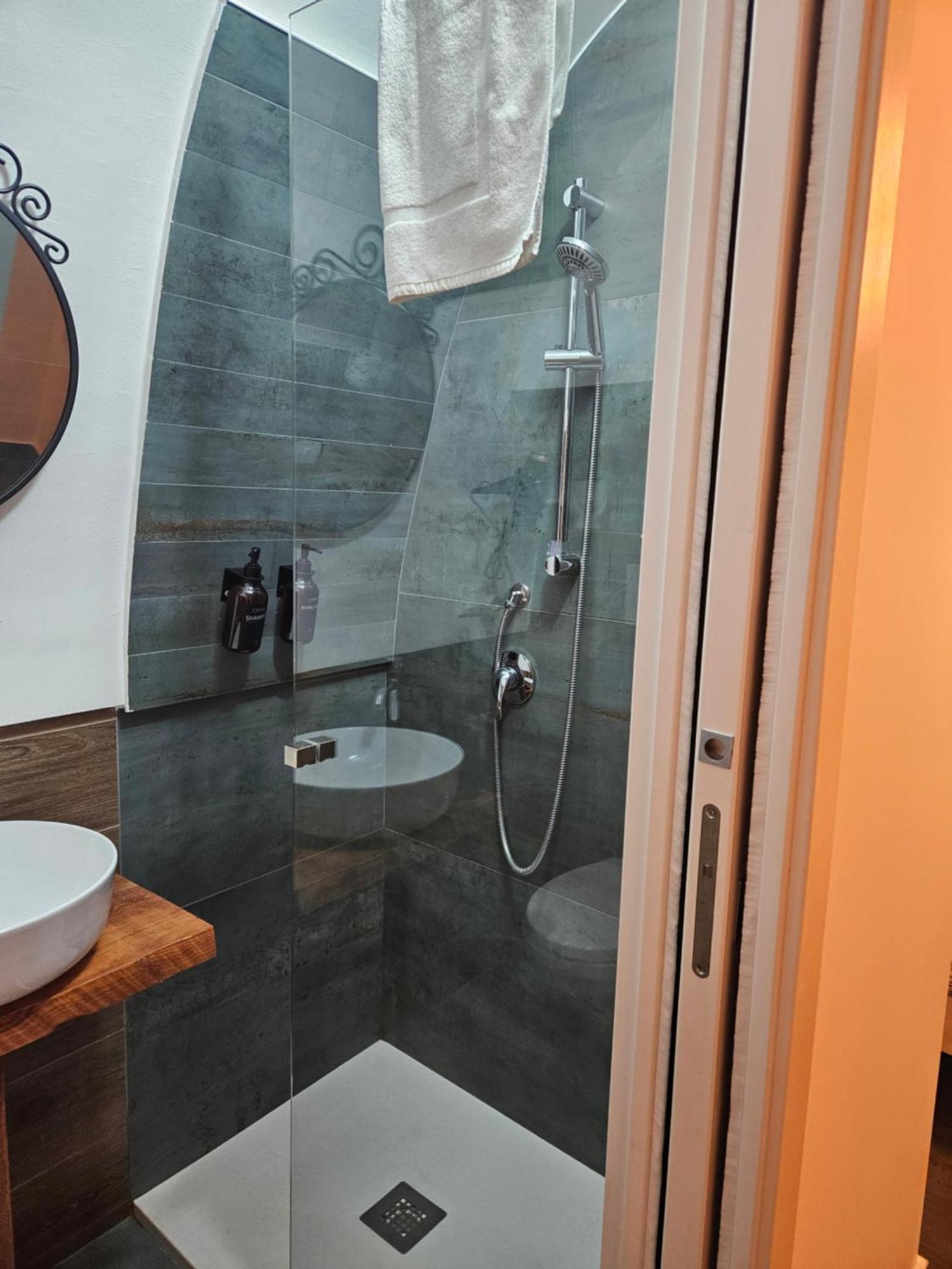 Tresor Hotel Polignano a Mare Kamer foto
